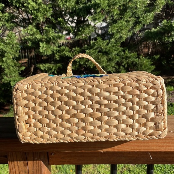 Floral Woven Straw Tote Bag - Picture 6 of 6